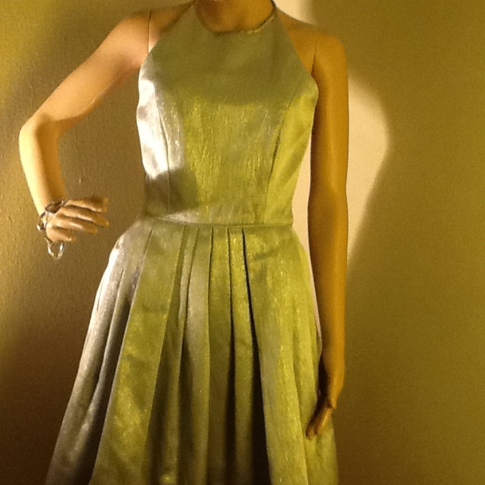 WOMENS DRESS SAKS FIFTH AVENUE HALTER SIZE 2